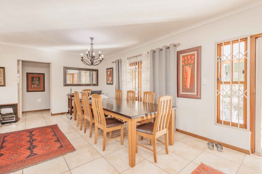 To Let 4 Bedroom Property for Rent in Joostenbergvlakte Western Cape